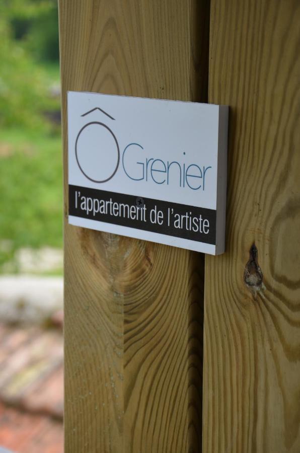 O Grenier De L'Artiste Apartment Bazenville Bagian luar foto