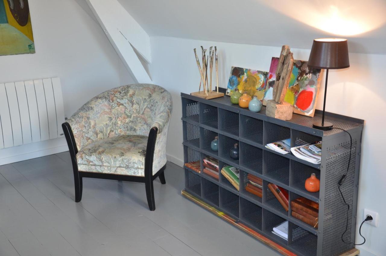 O Grenier De L'Artiste Apartment Bazenville Bagian luar foto